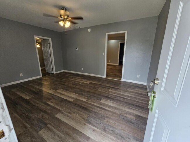 Foto del edificio - 541 E Seminole Pl