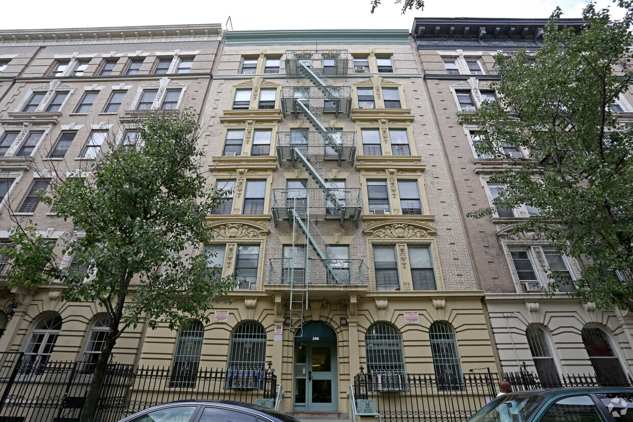 Foto del edificio - 206-218 W 140th St
