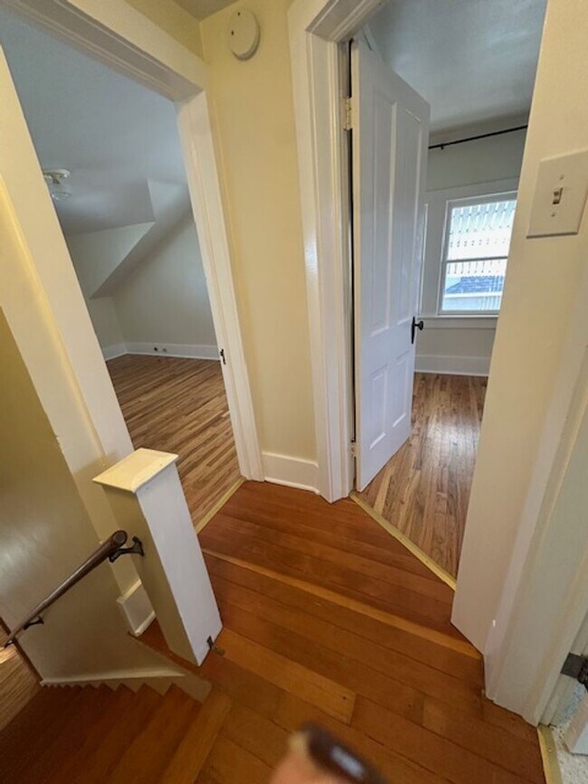 Building Photo - Morand 308