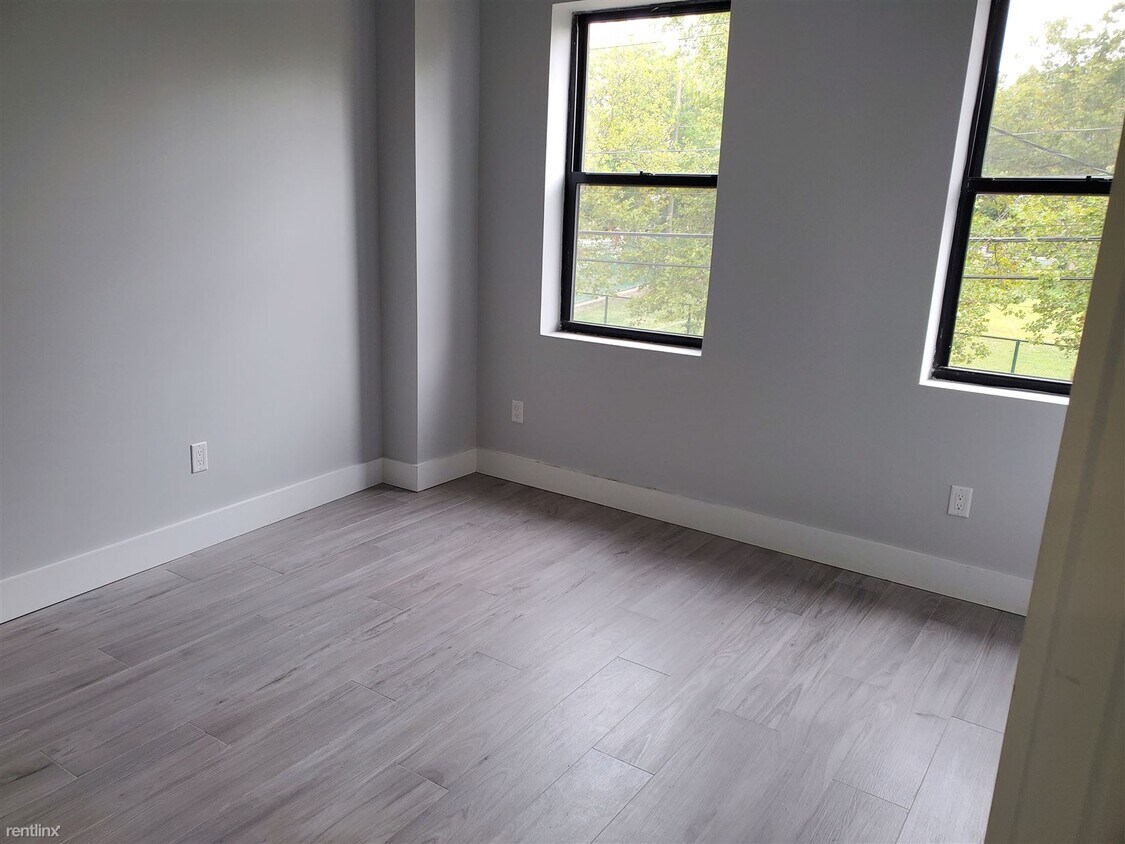 Primary Photo - 1 br, 1 bath 4plex - 1019 West Side Avenue 2F