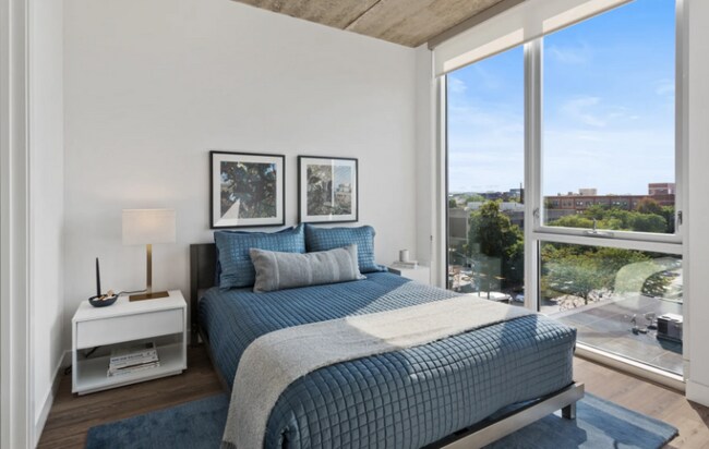 Foto del edificio - 737 W Sheridan Rd