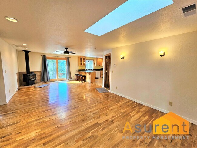 Foto del edificio - One-of-a-kind Property Available Soon!