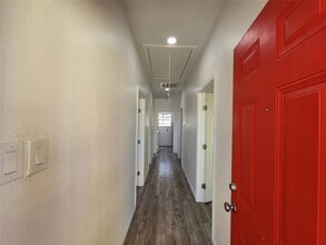 Building Photo - 2706 Berry St