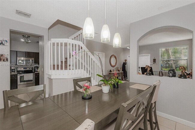 Foto del edificio - 3816 SW 169th Terrace