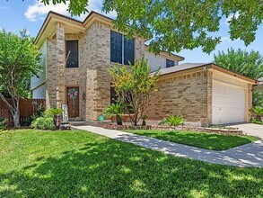 Building Photo - 5011 Wood Glen Dr