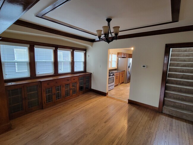 Comedor 1 - 2143 S 68th St