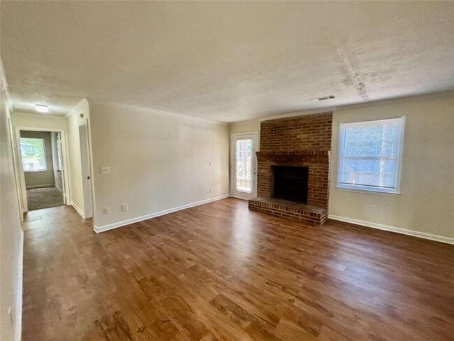 Foto del edificio - 1579 Harbins Rd NW