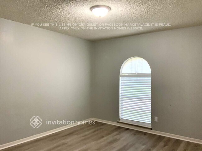 Foto del edificio - 2306 Cambridge Ct N