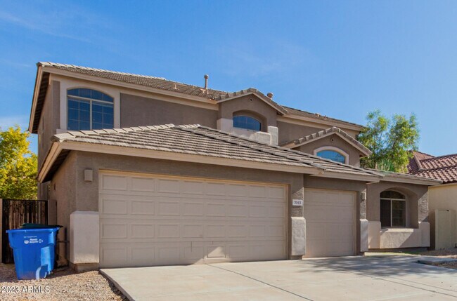 Building Photo - 7013 S 57th Ave