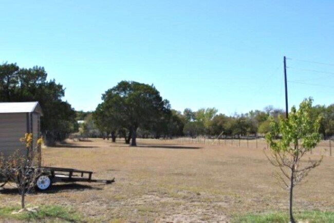 Foto del edificio - 1640 Co Rd 228