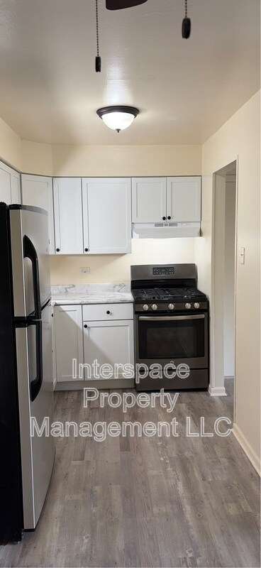 Foto del edificio - 5710 108th St