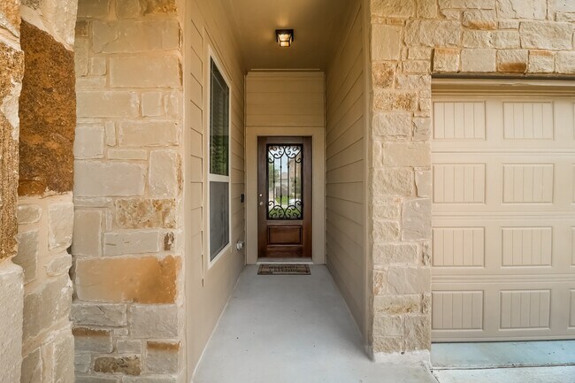 Building Photo - 10601 Sunday Dr