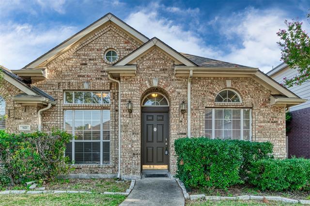 Foto del edificio - 1621 Oak Brook Ln