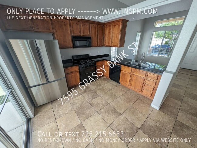 Foto del edificio - 7595 GRASSY BANK ST