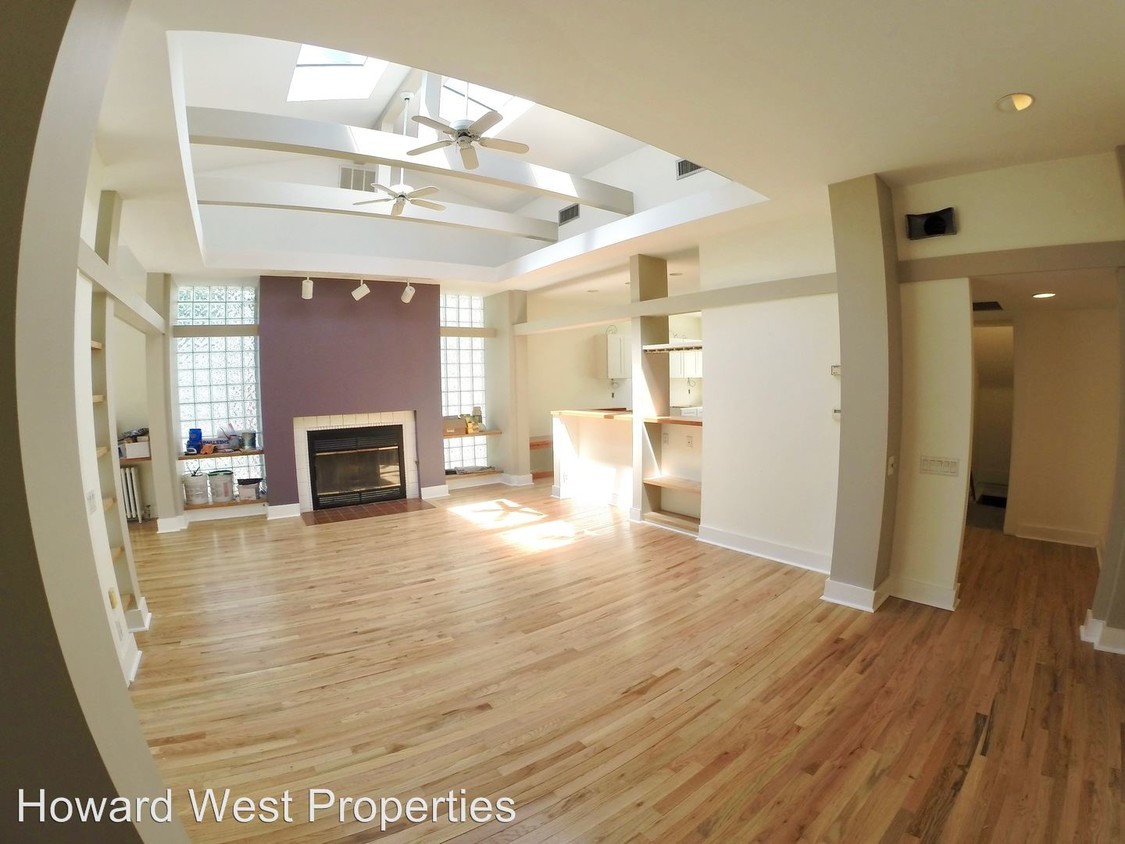 Primary Photo - 5444 Claybourne St