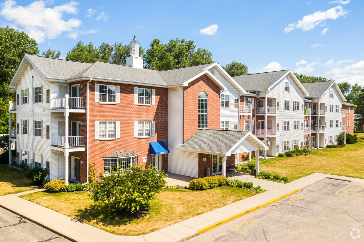 Middleton Shores Apartments Apartments in Middleton, WI