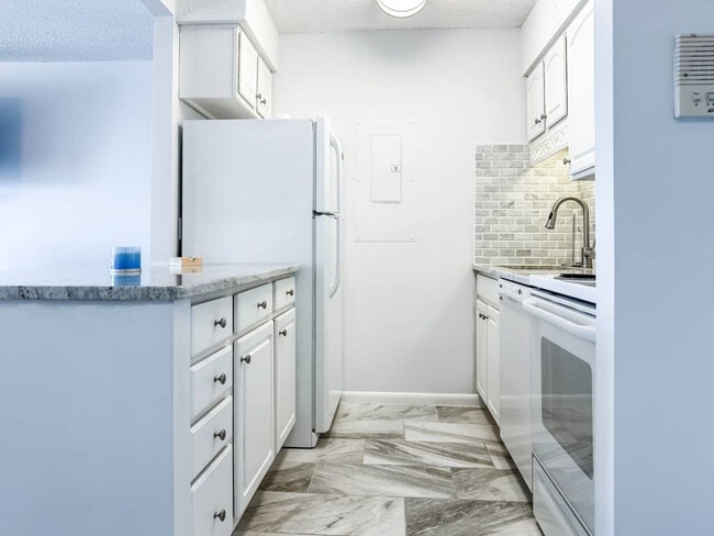 Foto del edificio - 303 Atlantic Ave