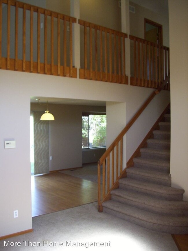 Building Photo - 3 br, 2.5 bath House - 10232 Woodrose Lane