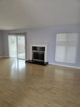 Building Photo - 10207 Ashdale St