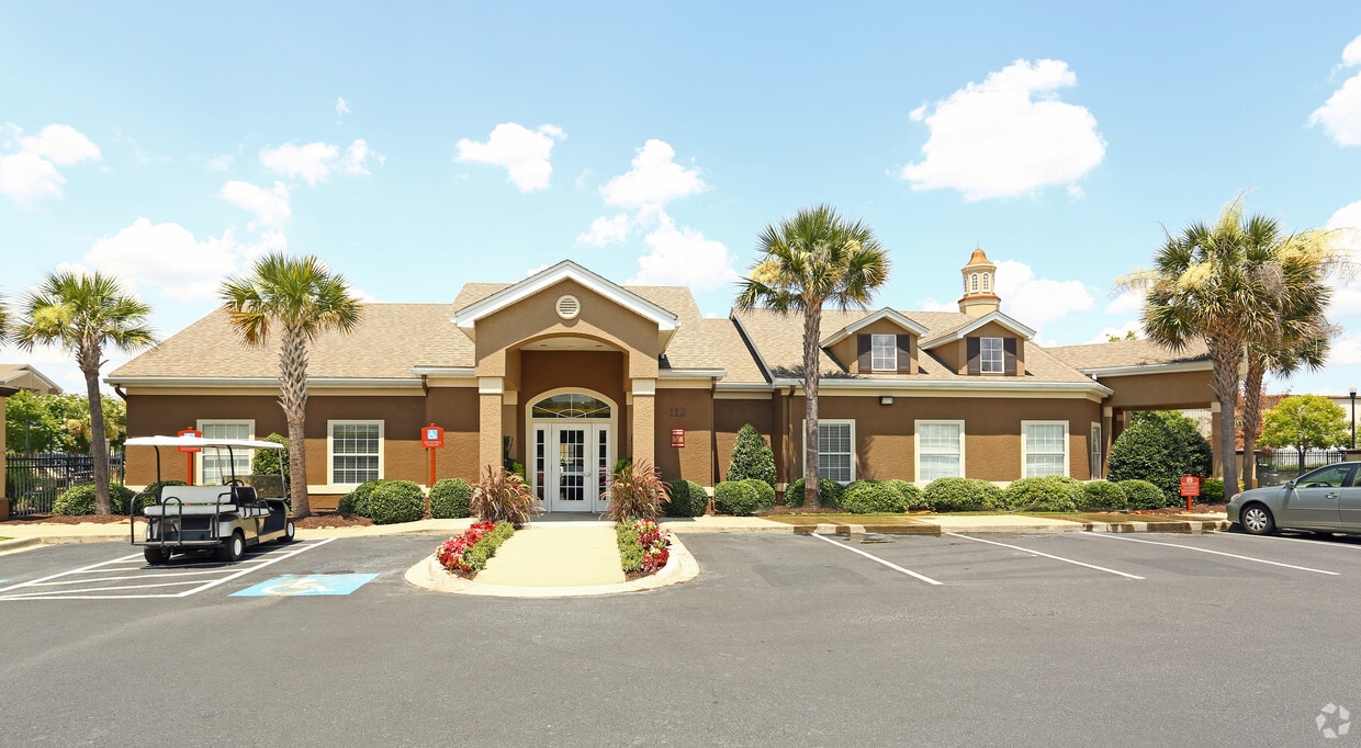 Primary Photo - Stadium Suites Student Housing