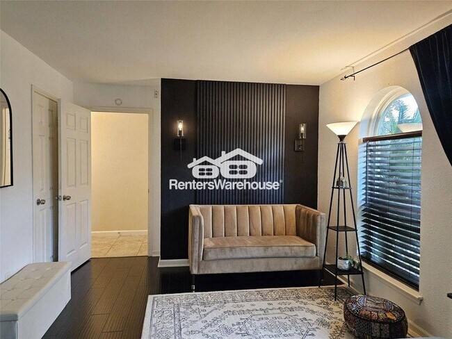 Foto del edificio - 1806 Saxony Ln