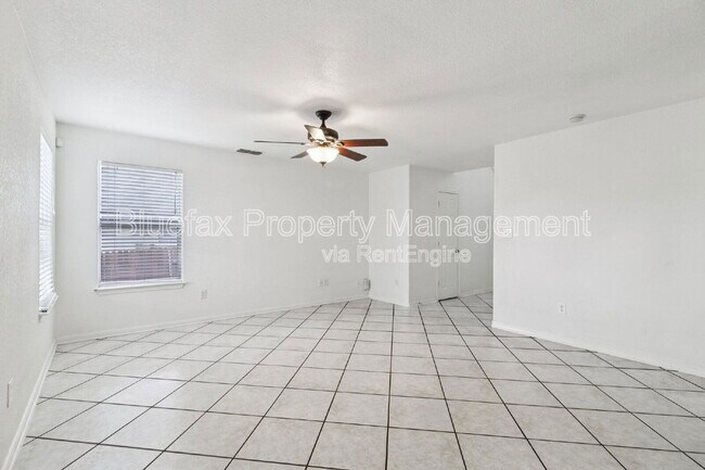 Building Photo - 5842 Blonde Canyon