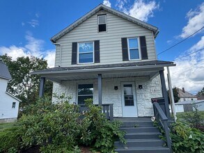 Building Photo - 615 Barmore Ave