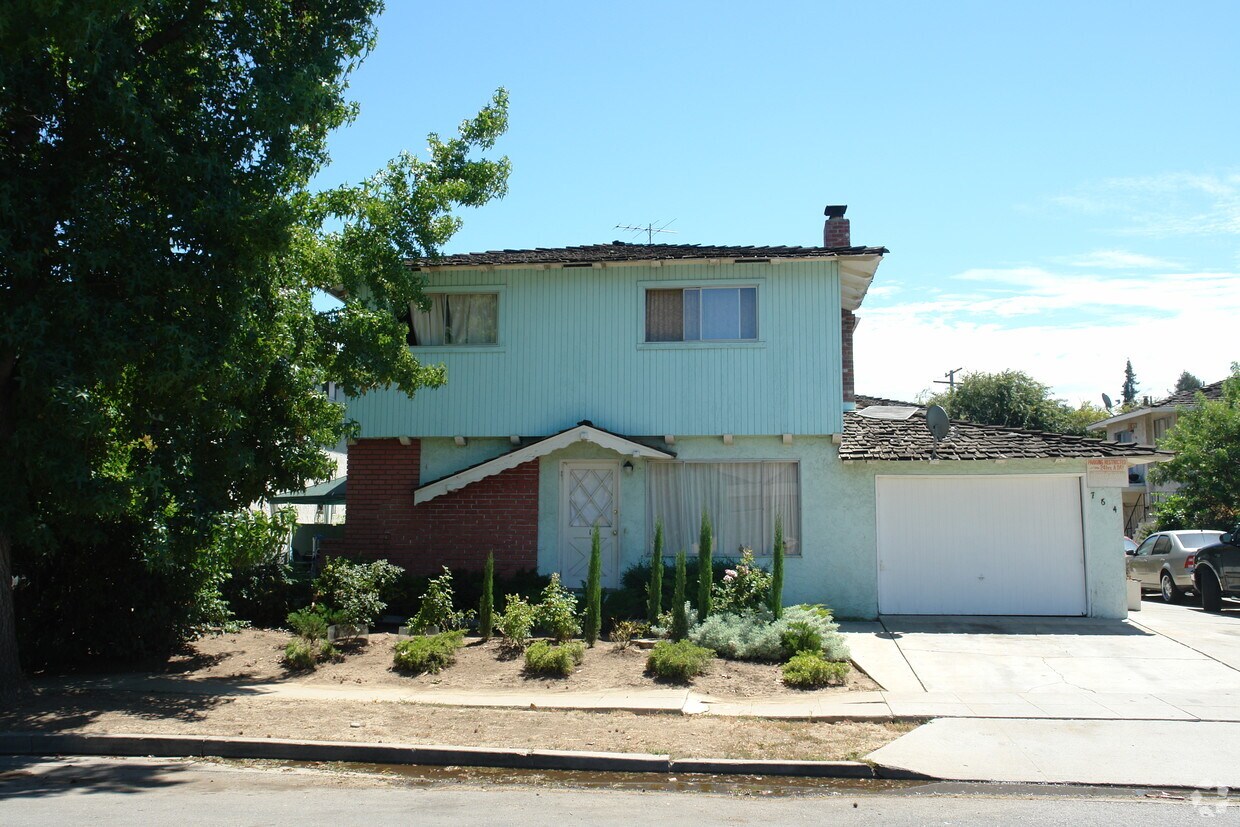 Building Photo - 764 Nevin Way