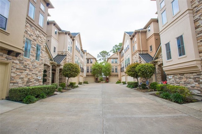 Building Photo - 1318 Bobbitt Pl Ln