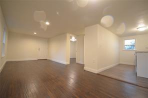 Foto del edificio - 1026 W Florence St
