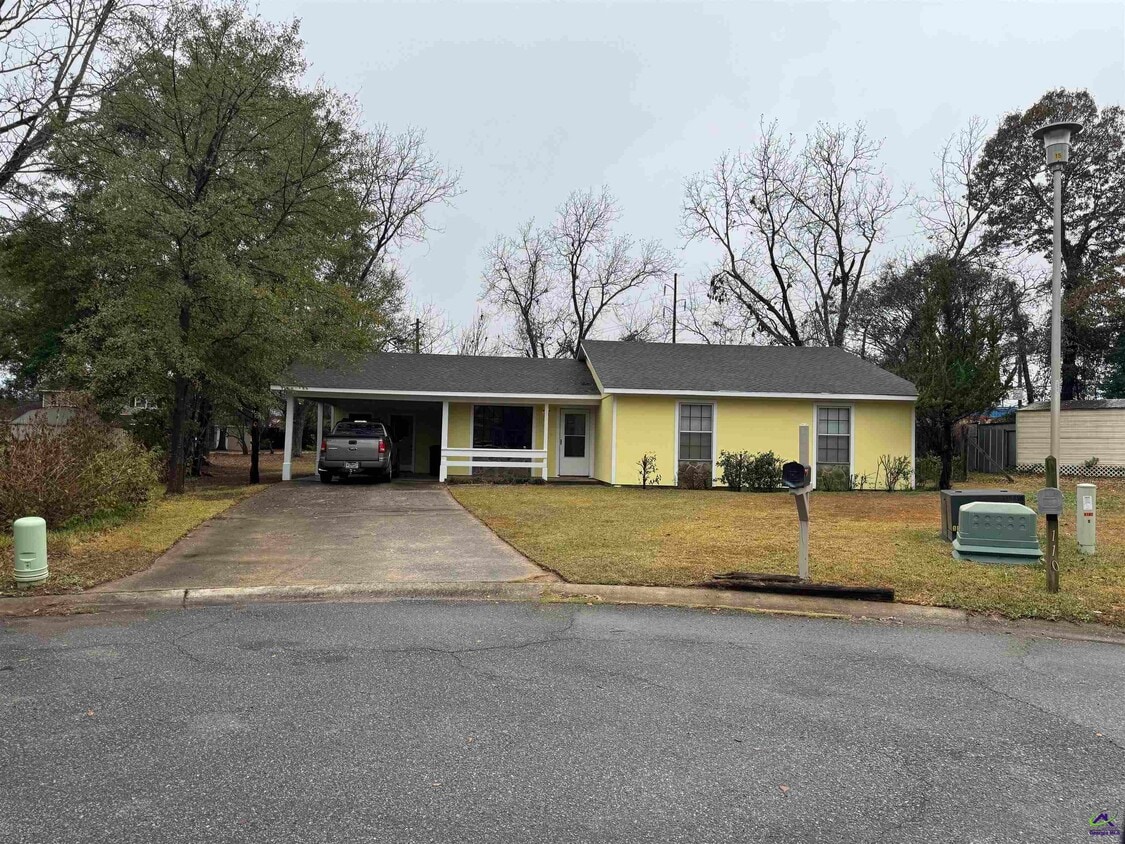 Foto principal - 108 Renoir Ln