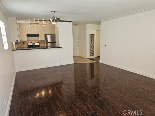 Foto principal - 404 W 4th St