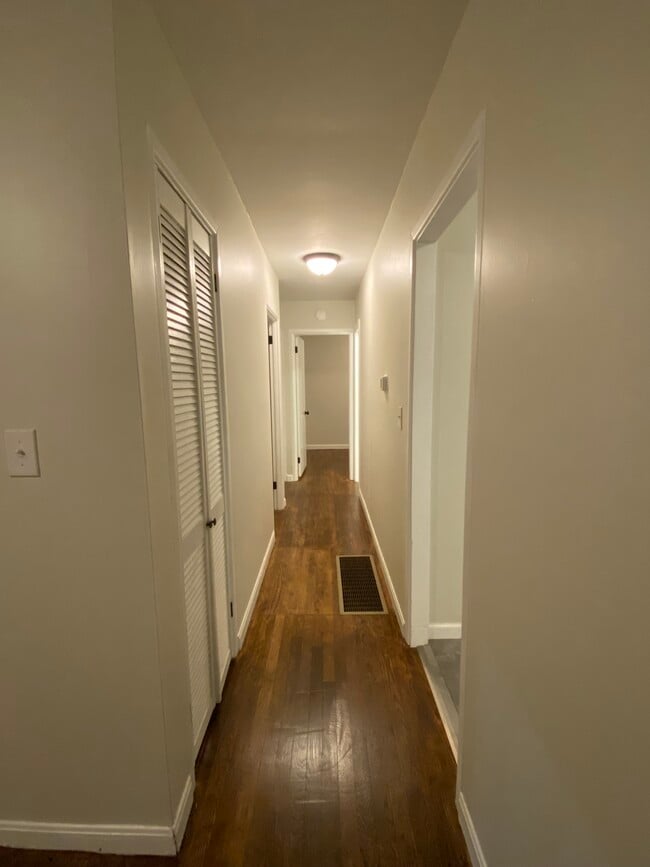 Foto del edificio - 1202 Epworth Cir
