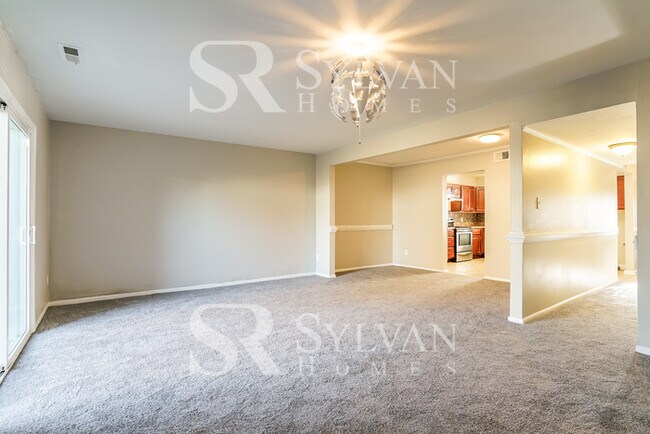 Building Photo - Carve Out a Great Life Here!