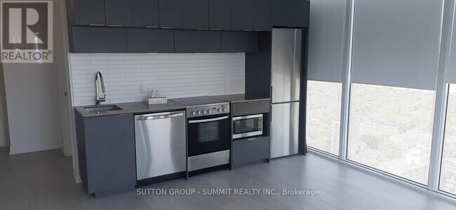 Photo du bâtiment - 181 Dundas St E