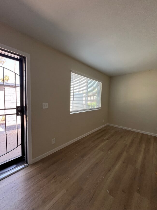 Sala común - 1078 W Flint St