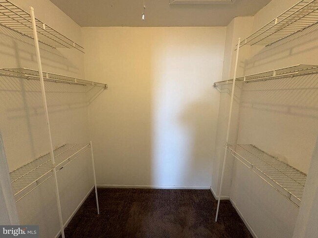 Foto del edificio - 2840 Brighton Pl