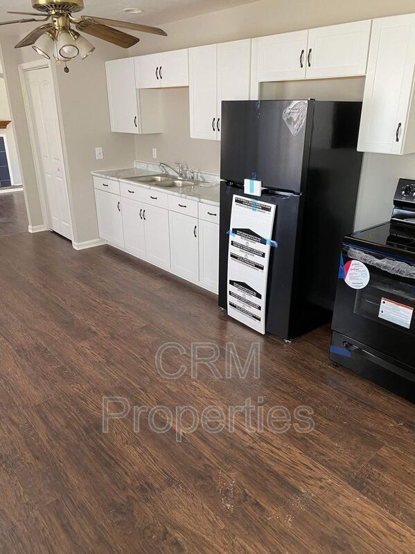 Building Photo - 2811 Fenley St