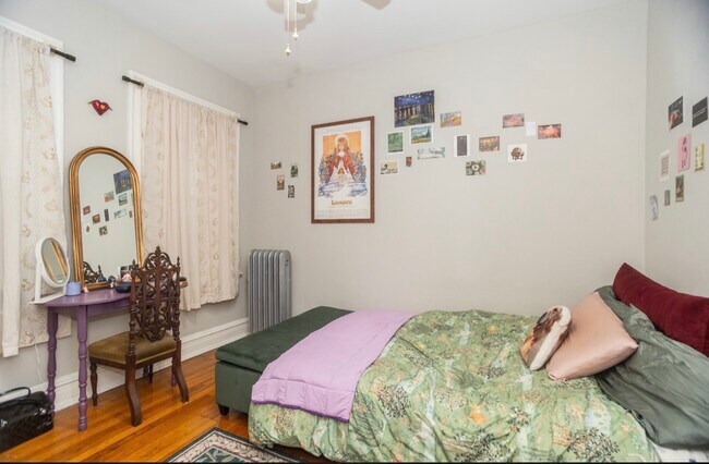 Foto del edificio - 5457 S Ingleside Ave