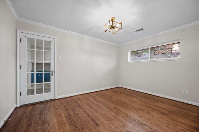 Building Photo - 2210 Nina Lee Ln