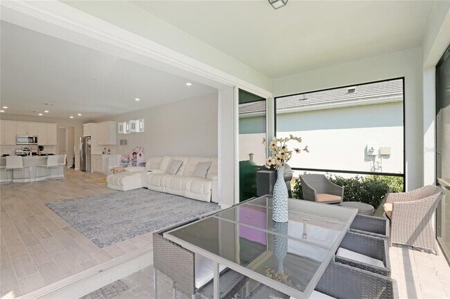 Foto del edificio - 11708 Golden Bay Pl