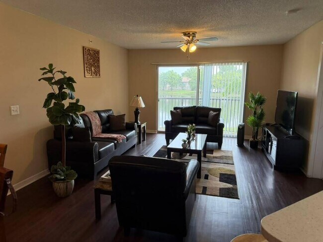 Foto del edificio - 4163 N Haverhill Rd