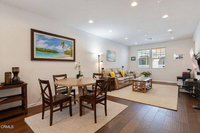 Building Photo - 3761 Islander Walk