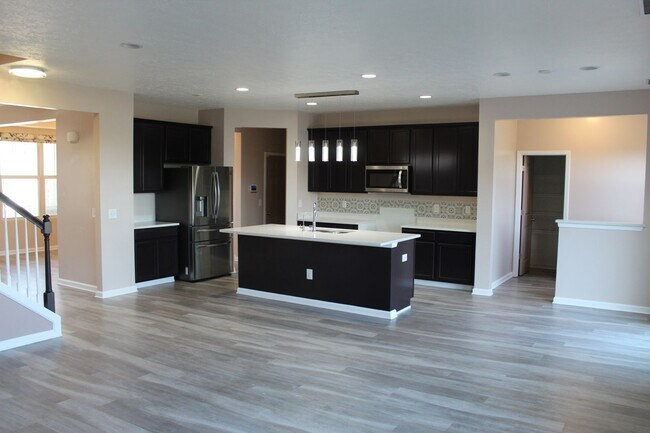Foto del edificio - Beautiful 4 Bedroom in Avon!