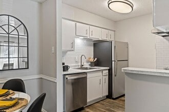 Interior Photo - Meadow Creek Apartments