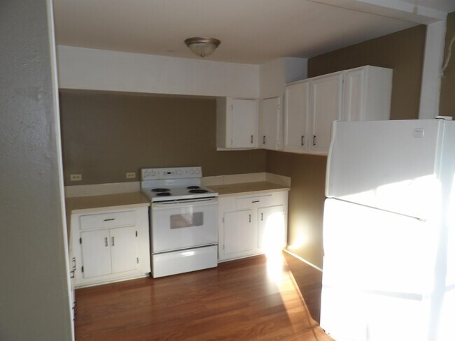 Building Photo - 7915 US-64