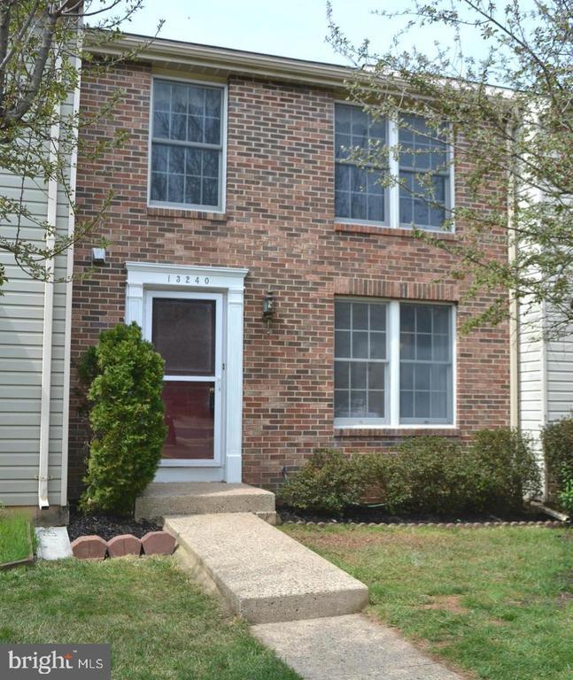 13240 Custom House Ct, Fairfax, VA 22033 Townhome Rentals in Fairfax