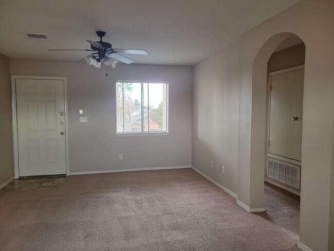 Foto del edificio - 11717 Desert Rain Ct