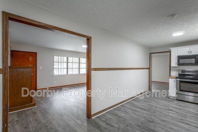 Foto del edificio - 186 Greens Lake Cir