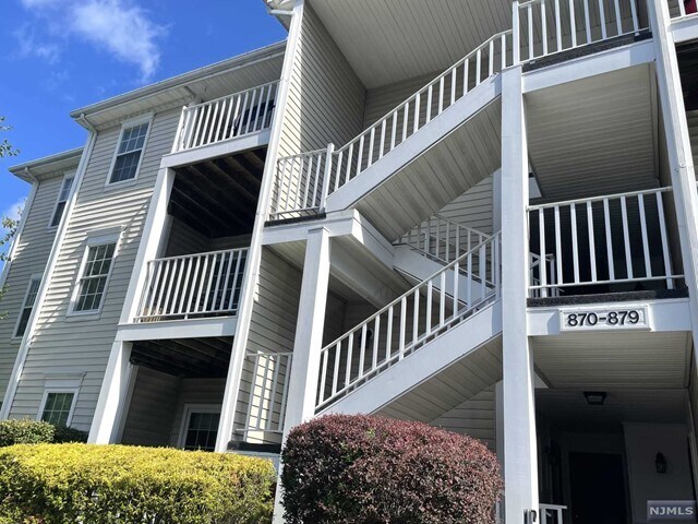 Foto del edificio - 876 Juniper Way